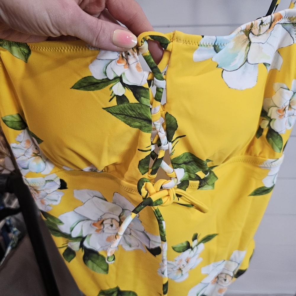 Nwt Cupshe Bathing Suit - Picture 4 of 4
